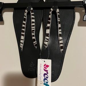 Reef sandals size 10